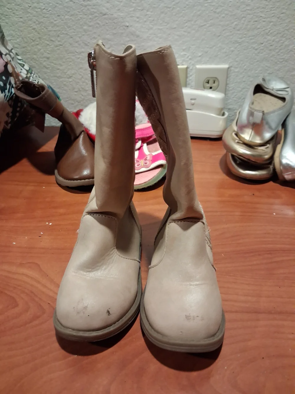 Jessica Simpson rhinestone flat girls